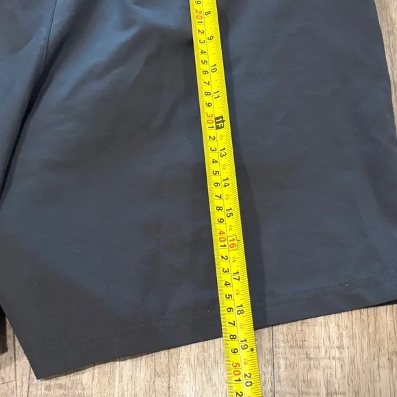 Spyder Black Men's Athletic Sports Shorts - Picture 7 of 7